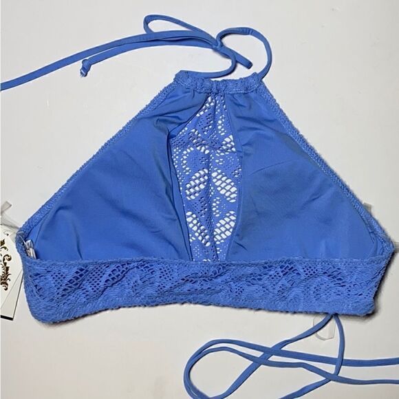 NWT MSRP $68 Becca Swim Crochet High Neck Halter Bikini Top Women's Size Large - Picture 4 of 7